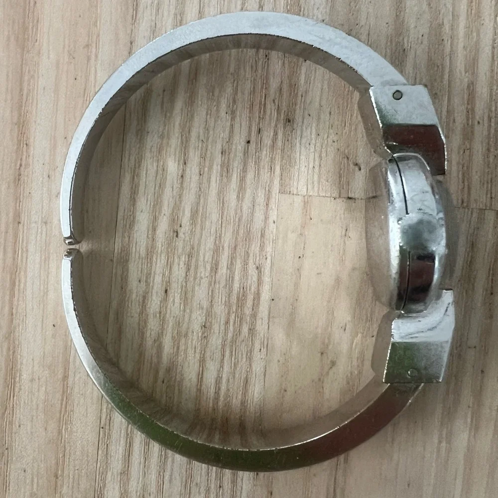 Vintage Sheffield ladies silver tone hinged cuff bracelet mechanical watch